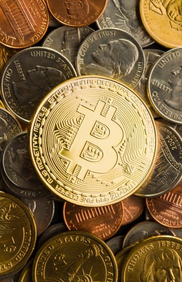 golden-bitcoins-digital-cryptocurrency-P58BTQC-ozbv0zhpa1i4d2rl961gyy3suub86mq5a95dmw4zxy